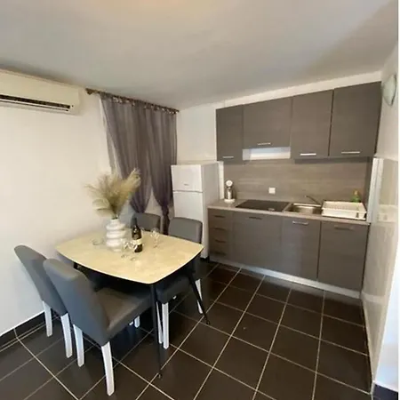 Apartment By The Sea Baska Voda, Makarska - 16378